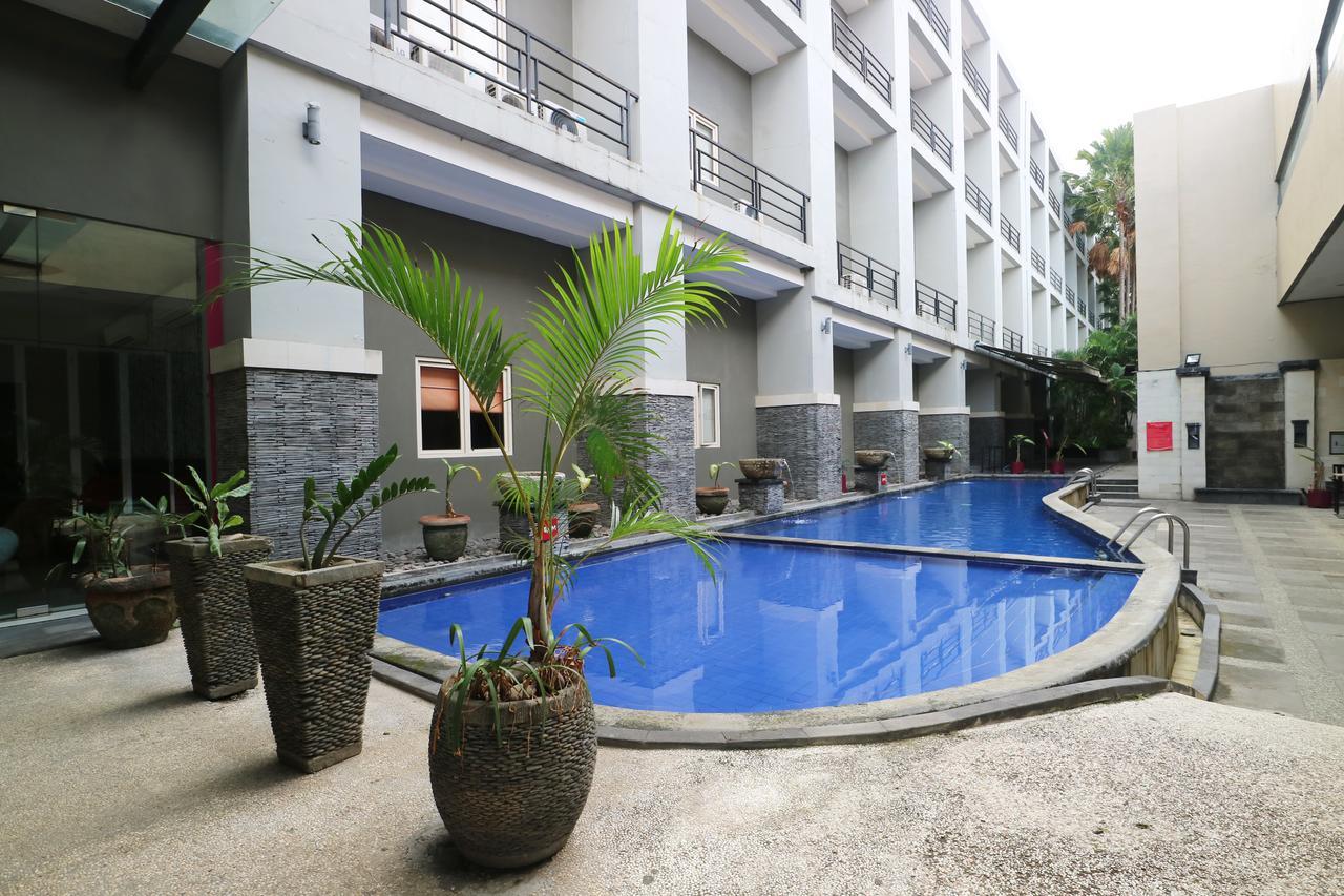 Grand Lifestyle Hotel Denpasar Extérieur photo