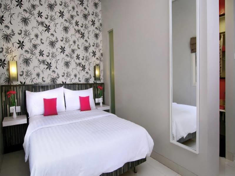 Grand Lifestyle Hotel Denpasar Extérieur photo